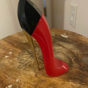 Carolina Herrera perfume